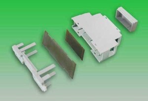 Získejte více místa na DIN liště s krabičkami Euroclamp CEM22